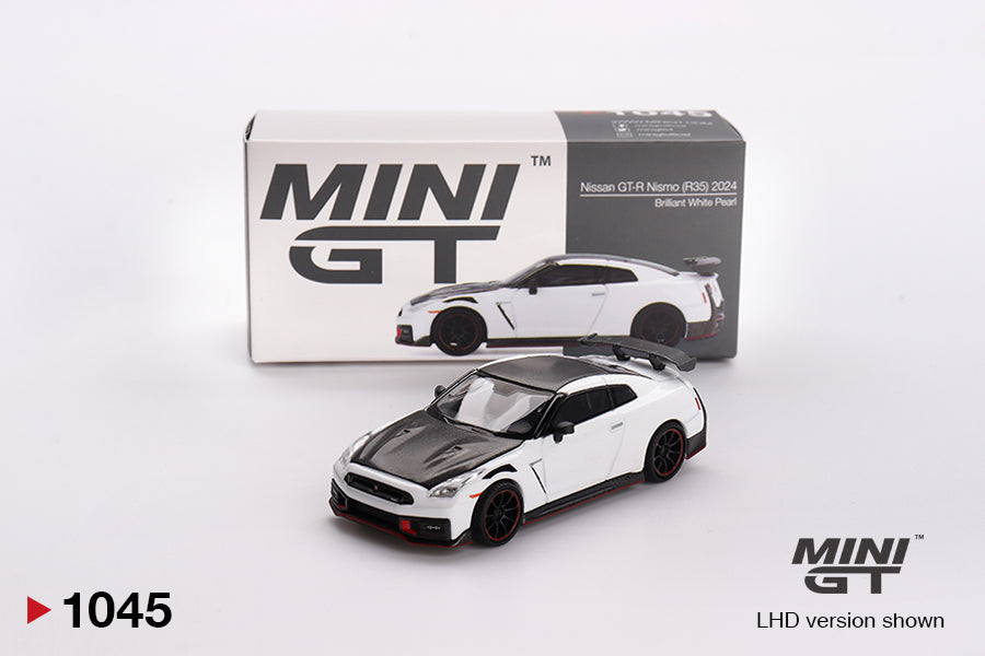 MiniGT - Nissan GT-R Nismo 2024 (Brilliant White Pearl) - 1:64 Scale