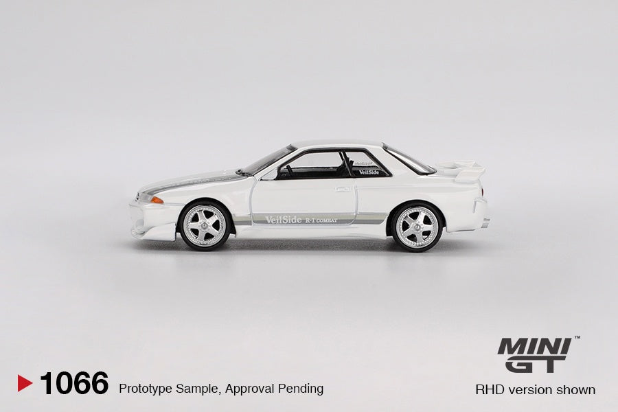 MiniGT - Nissan Skyline GT-R (R32) VeilSide (Combat C-I White)
