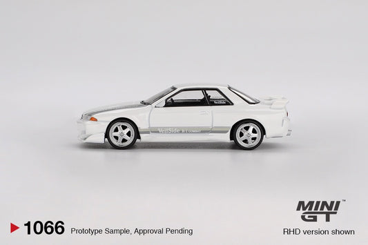 MiniGT - Nissan Skyline GT-R (R32) VeilSide (Combat C-I White)