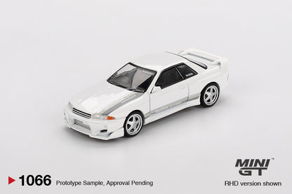 MiniGT - Nissan Skyline GT-R (R32) VeilSide (Combat C-I White)
