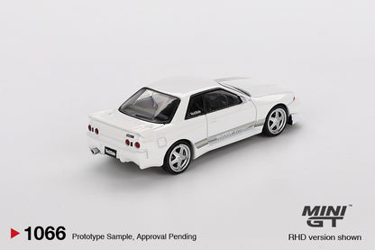 MiniGT - Nissan Skyline GT-R (R32) VeilSide (Combat C-I White)
