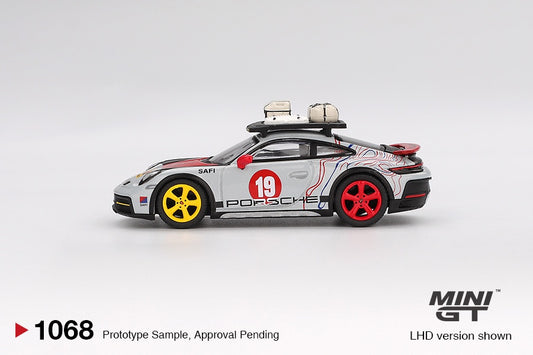 MiniGT - Porsche 911 Dakar 'Uncle Rally'