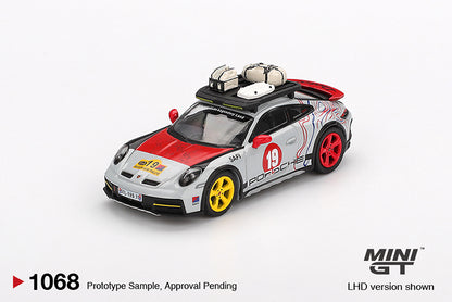 MiniGT - Porsche 911 Dakar 'Uncle Rally'