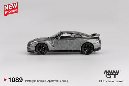 MiniGT - Nissan GT-R 2013 Dark Metal Gray (NISMO R35 CRS Version)