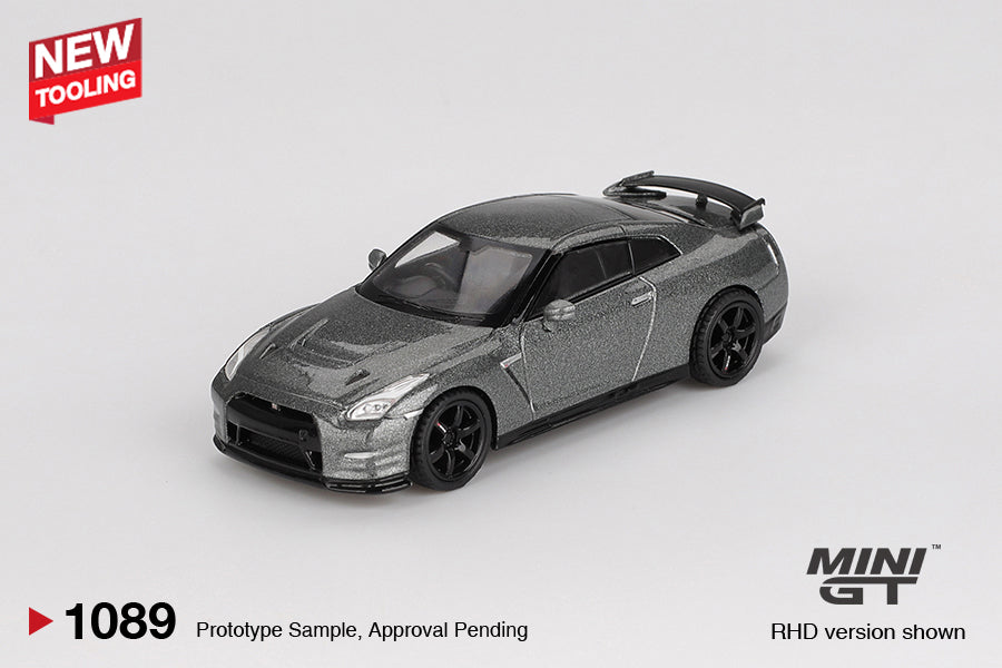 MiniGT - Nissan GT-R 2013 Dark Metal Gray (NISMO R35 CRS Version)