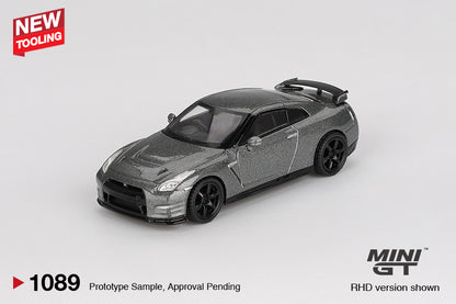 MiniGT - Nissan GT-R 2013 Dark Metal Gray (NISMO R35 CRS Version)