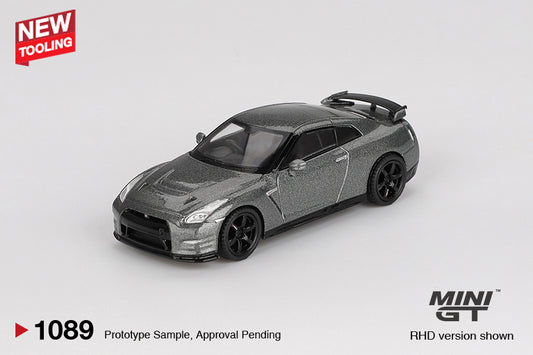 MiniGT - Nissan GT-R 2013 Dark Metal Gray (NISMO R35 CRS Version)