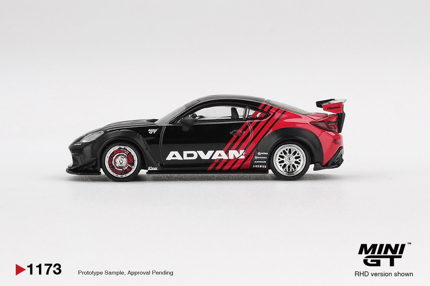 MiniGT - Toyota GR86 LB Nation 'Advan' - 1:64 Scale