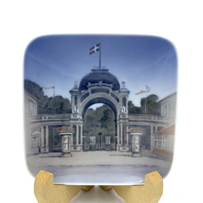 Royal Copenhagen 'Tivoli' 4544 Pin Dish - 10.5cm