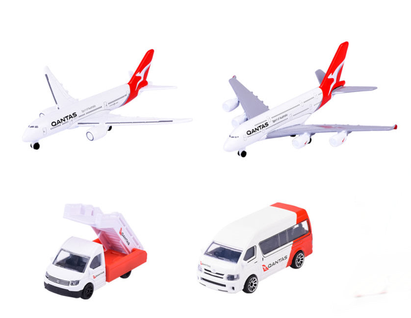 Majorette - Qantas Airport Playset + 4 Cars