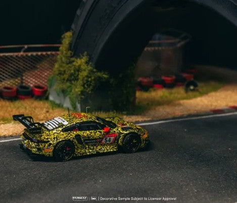 Tarmac Works - Porsche 911 GT3 R Nürburgring 24h 2023 C. Engelhart / A. Güven / L. Heinrich / L. Vanthoor #54 - 1:64 Scale