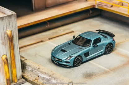 Tarmac Works - Mercedes-Benz SLS AMG Coupe Black Series (Matte Blue)