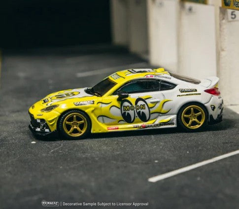 Tarmac Works - Toyota GR86 'Mooneyes' - 1:64 Scale
