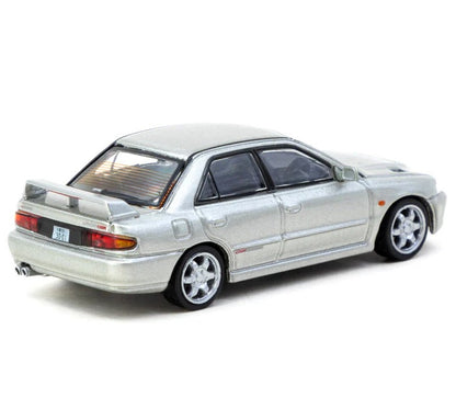 Tarmac Works - Mitsubishi Lancer GSR Evolution Silver (With Cards) - 1:64 Scale
