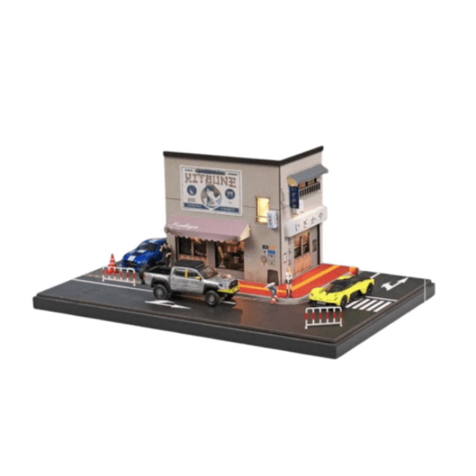 Diorama - Corner Inn Scene (Large) - 1:64 Scale
