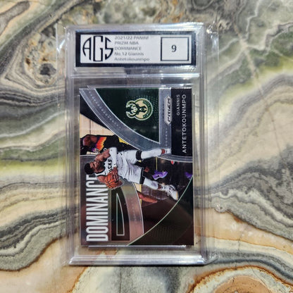 Graded Card - 2021/22 Panini Prizm NBA Dominance #12 Giannis Antetokounmpo