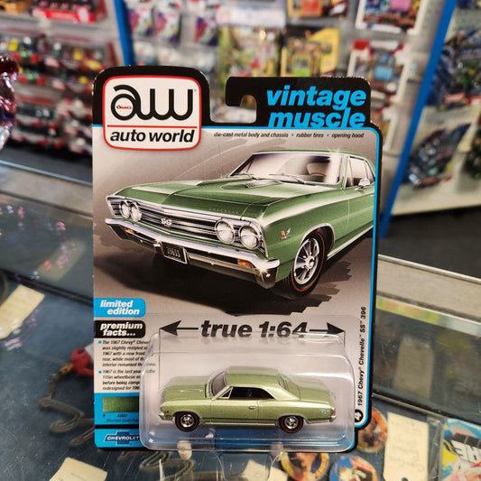 Auto World 2022 R4 Vers. B Premium Series - 1967 Chevy Chevelle SS 396