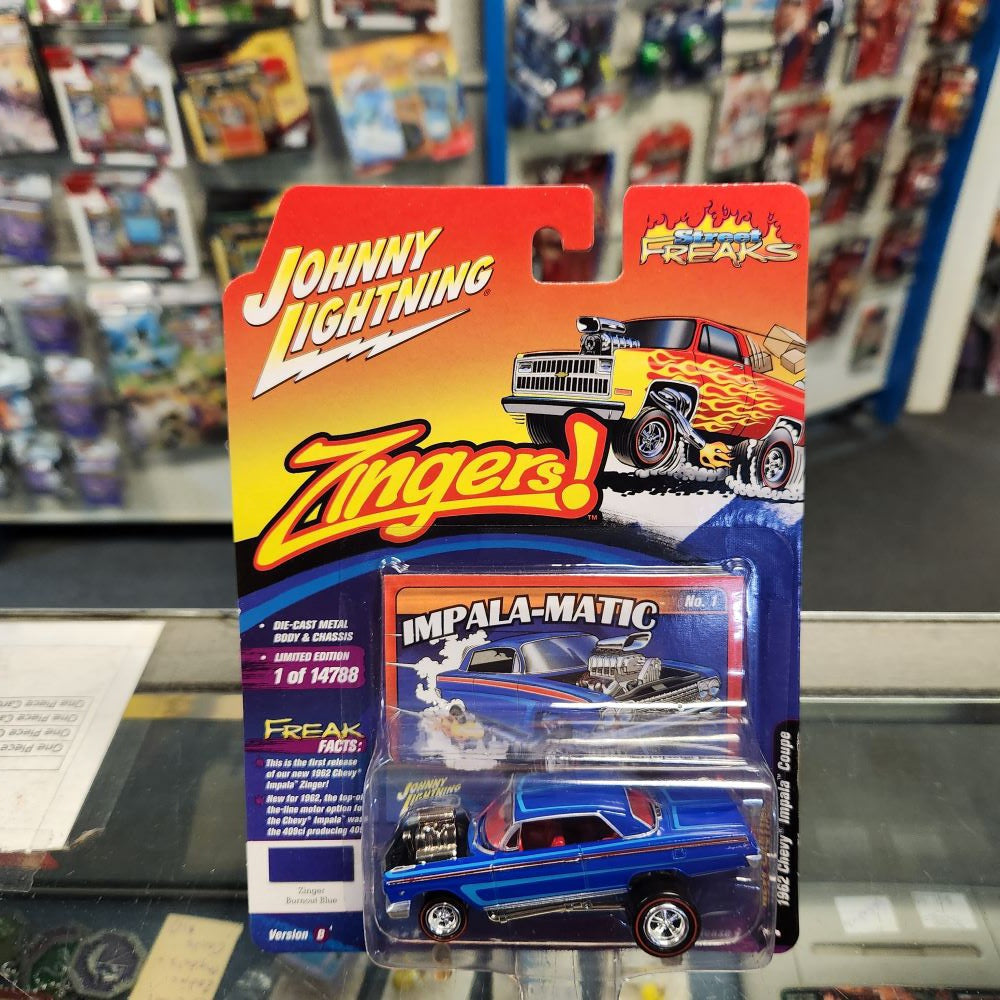 Johnny Lightning - 2021 Street Freaks R4 Vers. B - 1962 Chevrolet Impala Coupe (Zinger)