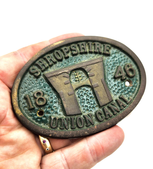Brass Shropshire Union Canal 1846 Waterways Plate with Green Background - 10cm