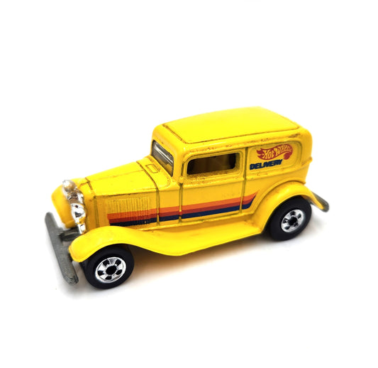 Uncarded - Hot Wheels - Ford Delivery Van 'Hot Wheels Delivery' - Yellow
