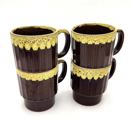 Retro Set of 4 Ceramic Coffee Mugs - Made in Japan - 9cm