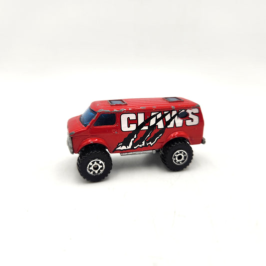 Uncarded - Matchbox - 4 x 4 Chevy Van 'Claws' - Red