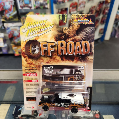 Johnny Lightning - 2022 Street Freaks R2 Vers. A - Custom Haulin' Hearse