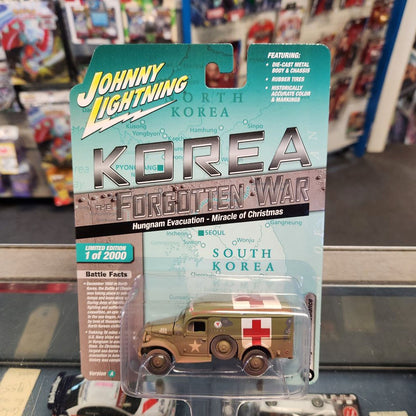 Johnny Lightning - 2023 Military R1 Ver A - Dodge WC54 Ambulance