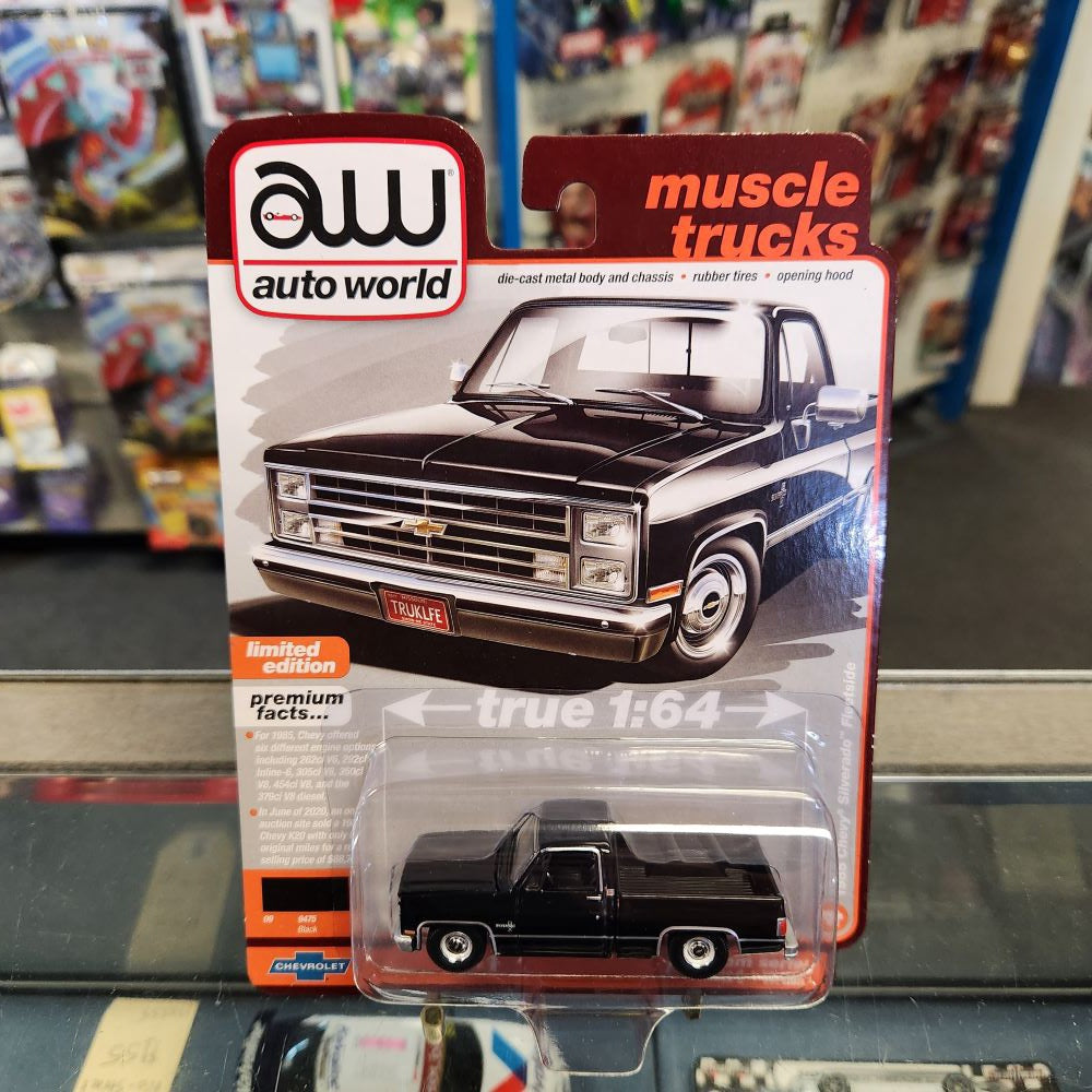 Auto World - 2023 R2 Vers. A Premium Series - 1985 Chevy Silverado Fleetside - Black