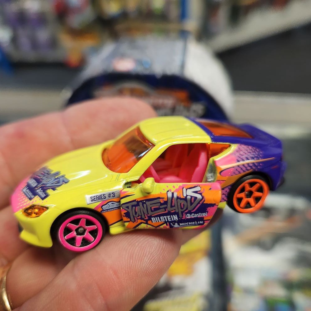 Majorette - Tune Ups - Series 3 - Nissan Z 'Firecracker'