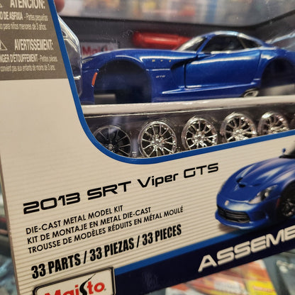Maisto - Diecast 'Assembly Line' 2013 SRT Viper GTS