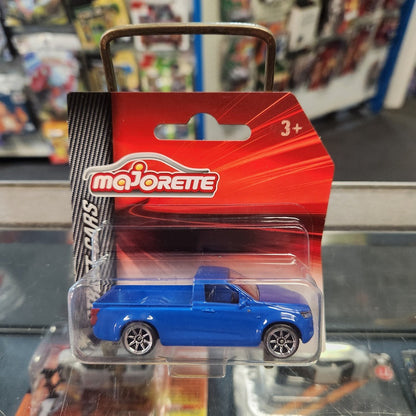 Majorette - Street Cars - Isuzu D-Max (Royal Blue) - Short Card