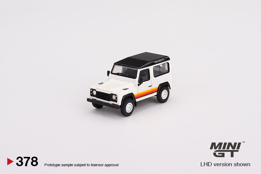 MiniGT- Land Rover Defender 90 Wagon - White