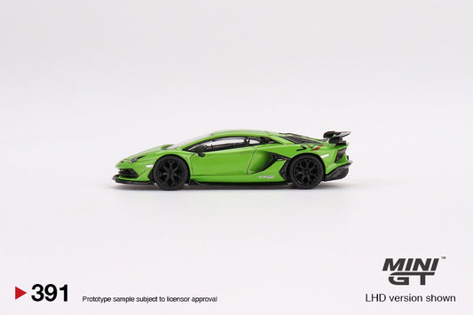 MiniGT - Lamborghini Aventador SVJ Verde Mantis