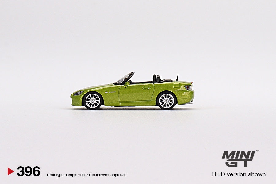MiniGT - Honda S2000 (AP2) Lime Green Metallic