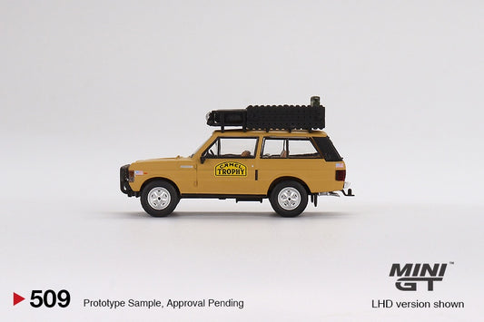MiniGT - Range Rover 1982 Camel Trophy PNG Team USA