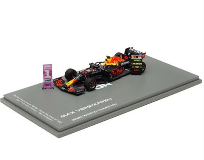Spark - Red Bull RB16B No.33 Abu Dhabi GP 2021 World Champion Edition - 1:43 Scale
