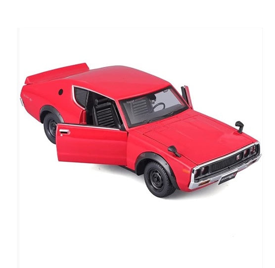 Maisto - Diecast 'Assembly Line' 1973 Nissan Skyline 2000 GT-R - 1:24 Scale