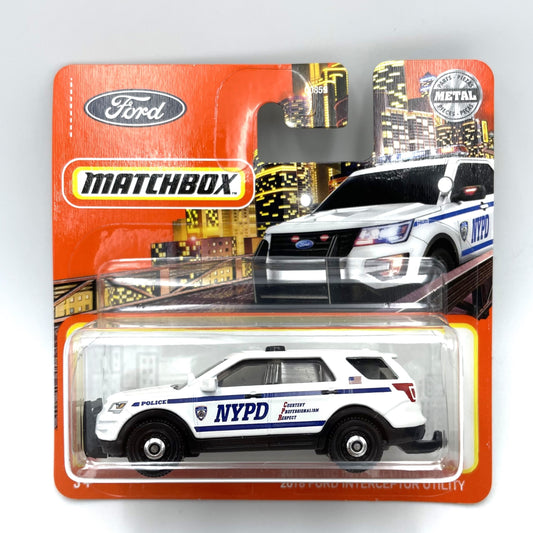 Matchbox - 2016 Ford Interceptor Utilty Short Card