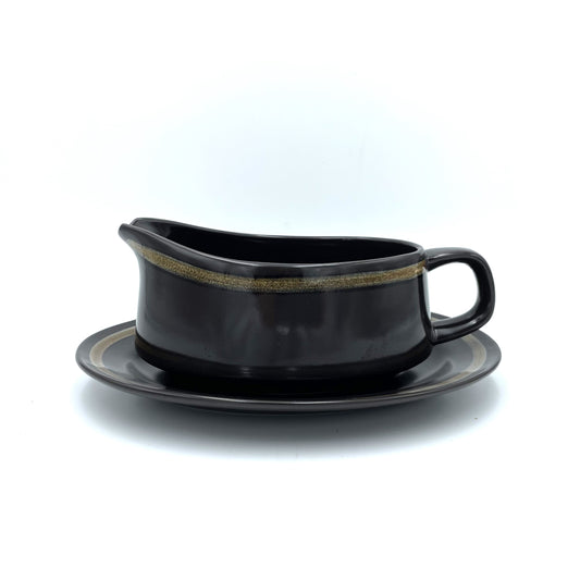 Mikasa 'Majorca' Gravy Boat and Saucer - 21cm