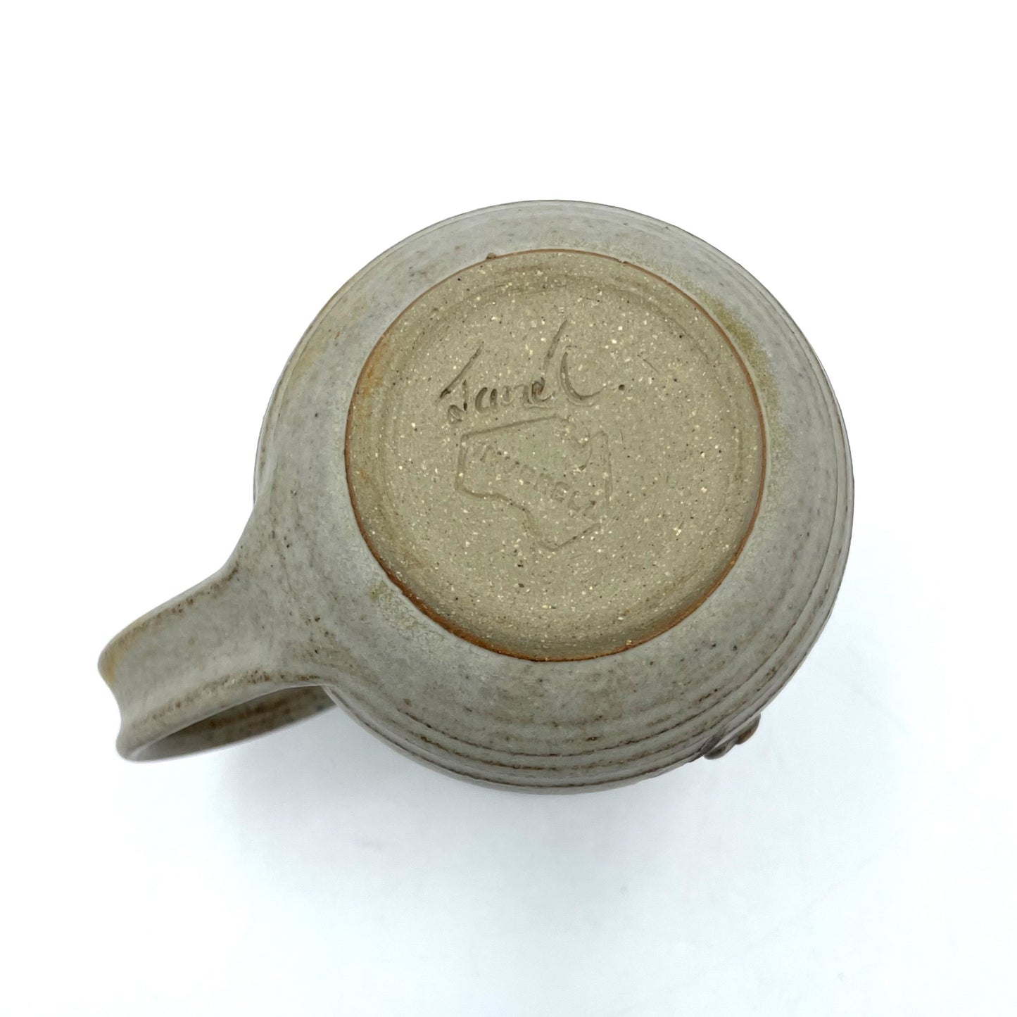Brown Janet Regan Inverell Aus Pottery Mug - 9cm