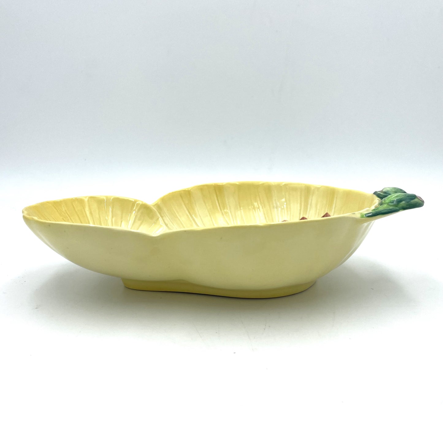 Carlton Ware 'Lily Pad' Yellow 1750 Dish - 21cm