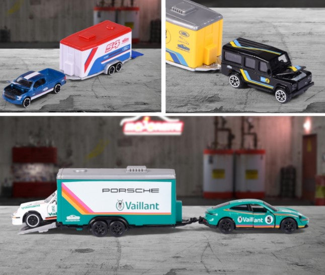 Majorette - Race Trailers - Mack Granite with Nissan GT-R Nismo GT3 and trailer