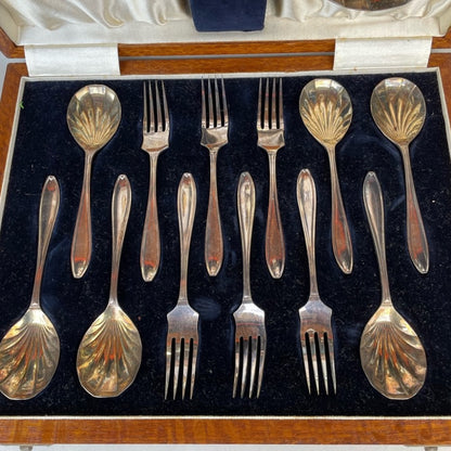Vintage Boxed Epns Dessert Cutlery Set